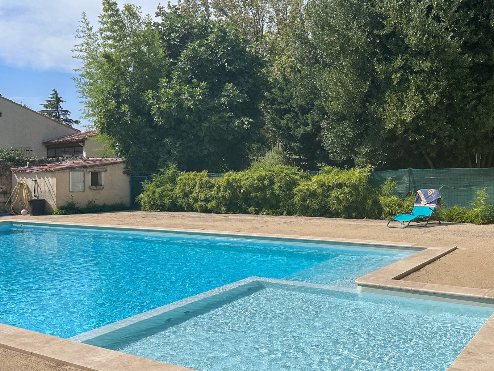 APPARTEMENT A VENDRE SAINT PAUL 3 CHATEAUX Centre résidence avec piscine et parking privé